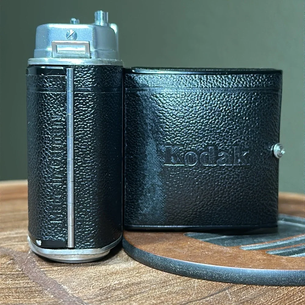 KODAK Retina 1b (small b) with case - Working